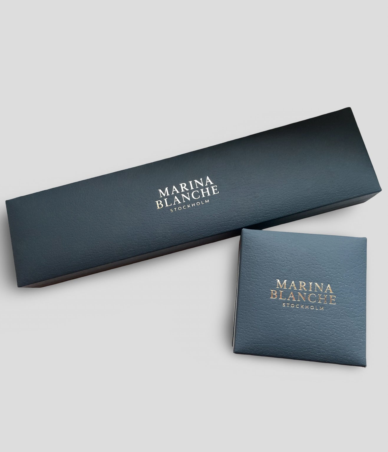 L’Éventail d’Amour Earrings Marina Blanche