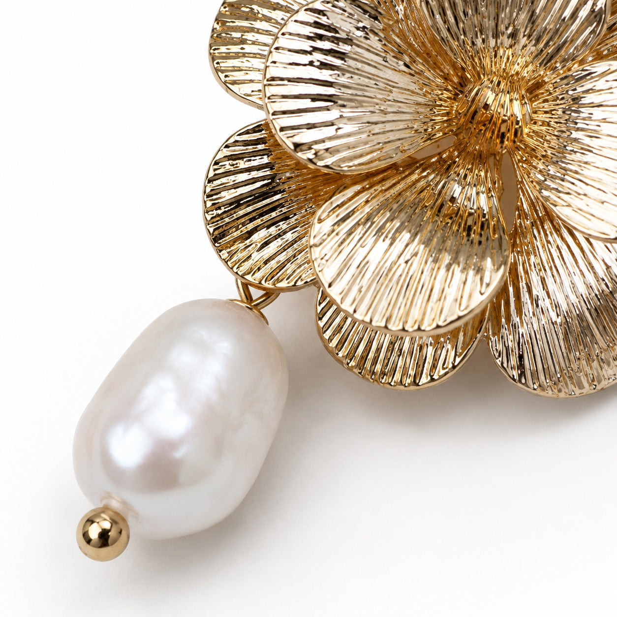 Là fleur d’Amour Earrings Marina Blanche